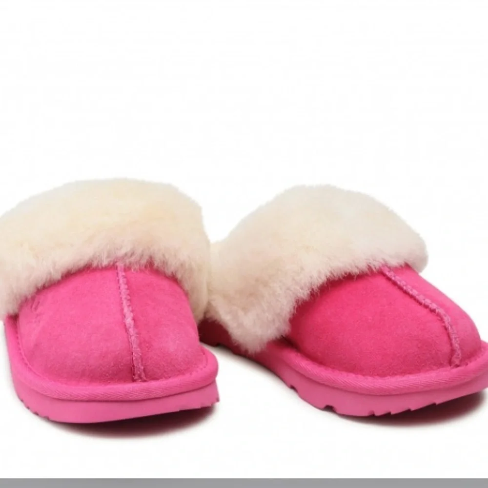 UGG Girls Cozy II Pink Slippers